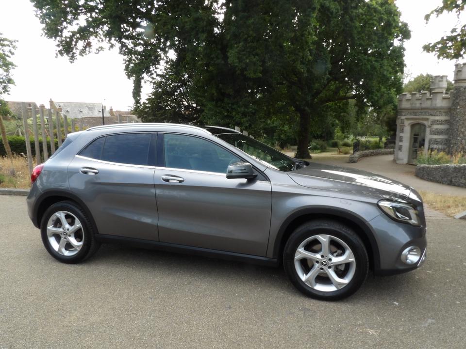 Used Mercedes-Benz GLA KL68MYJ 9