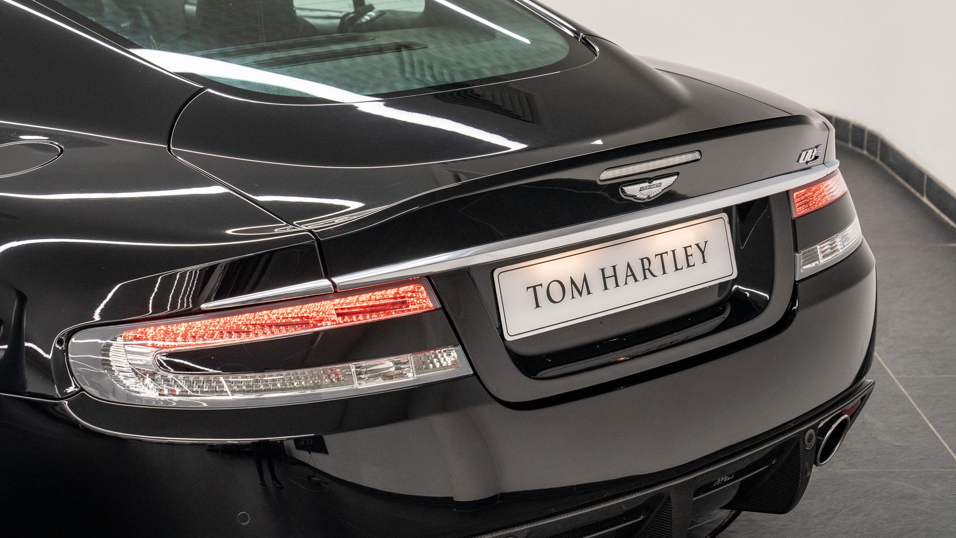 Aston Martin DBS Photo faaad5f4-156a-4c96-9b48-b4181da79e4e.jpg