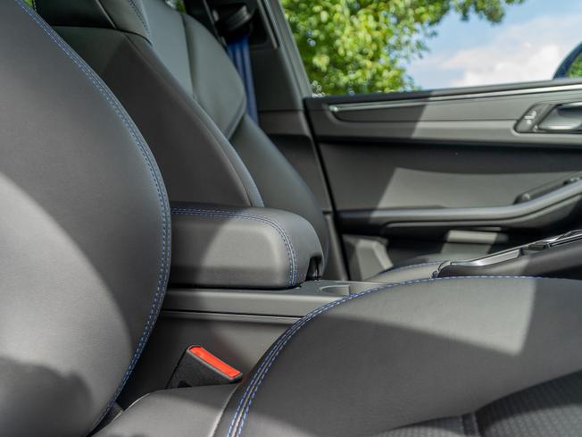 PORSCHE Macan Photo 13