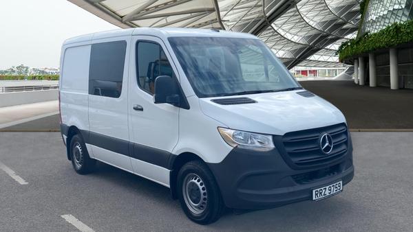 Used 2021 Mercedes-Benz SPRINTER 214 CDI PURE Crew Van at MBNI