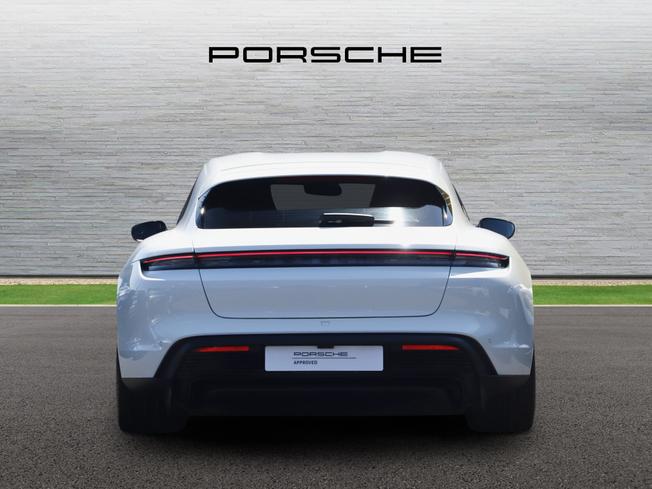 PORSCHE Taycan Photo 6