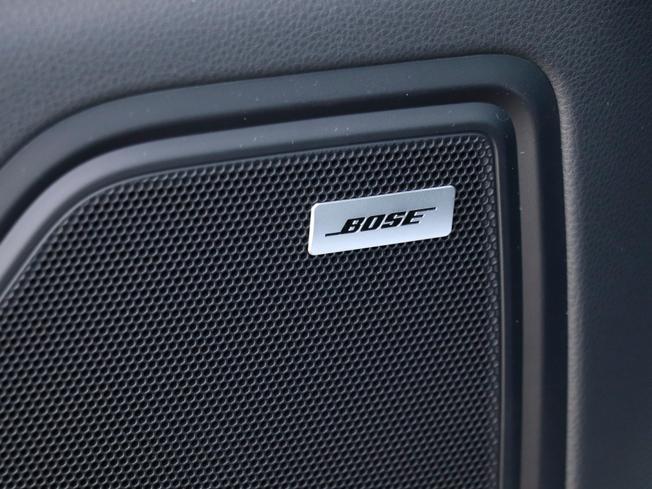 PORSCHE Macan Photo 12