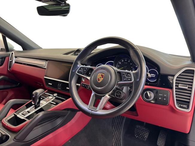PORSCHE Cayenne Photo 10