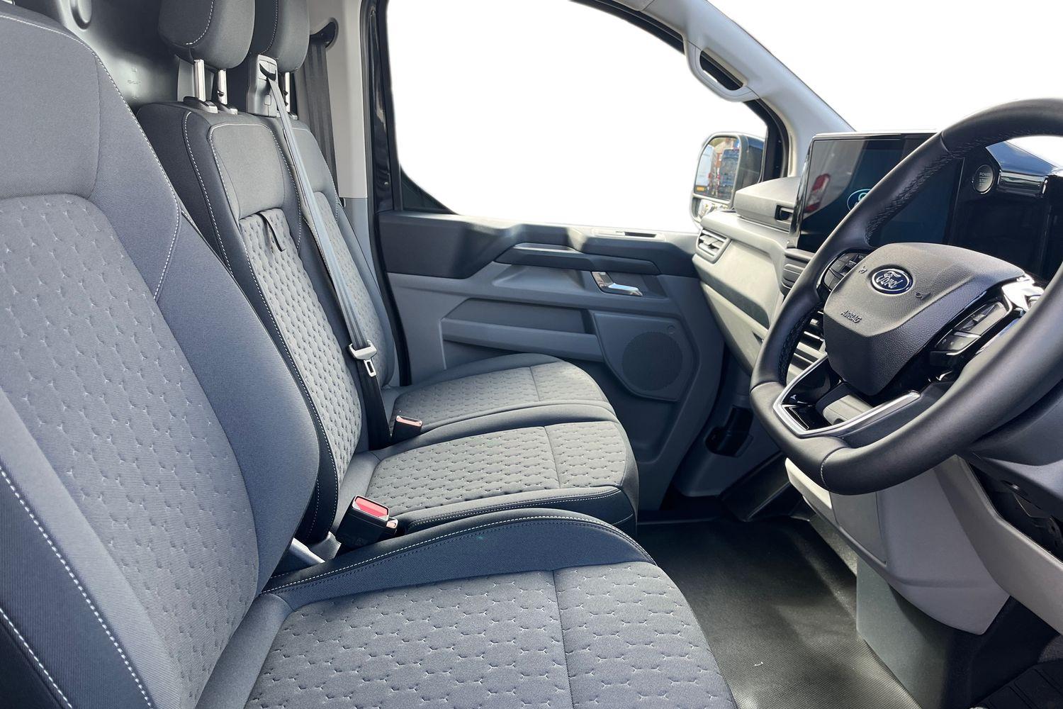 Ford TRANSIT CUSTOM Photo 10