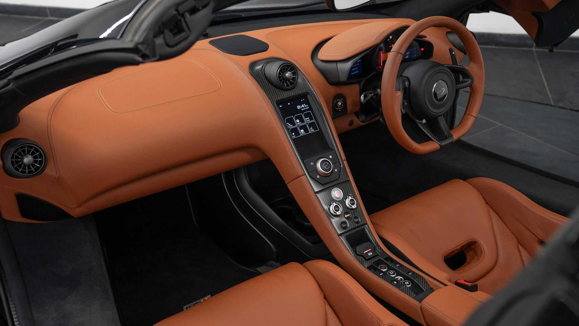 McLaren 675 LT Photo fae58791-38f8-442b-a3fe-80581d66e9c1.jpg