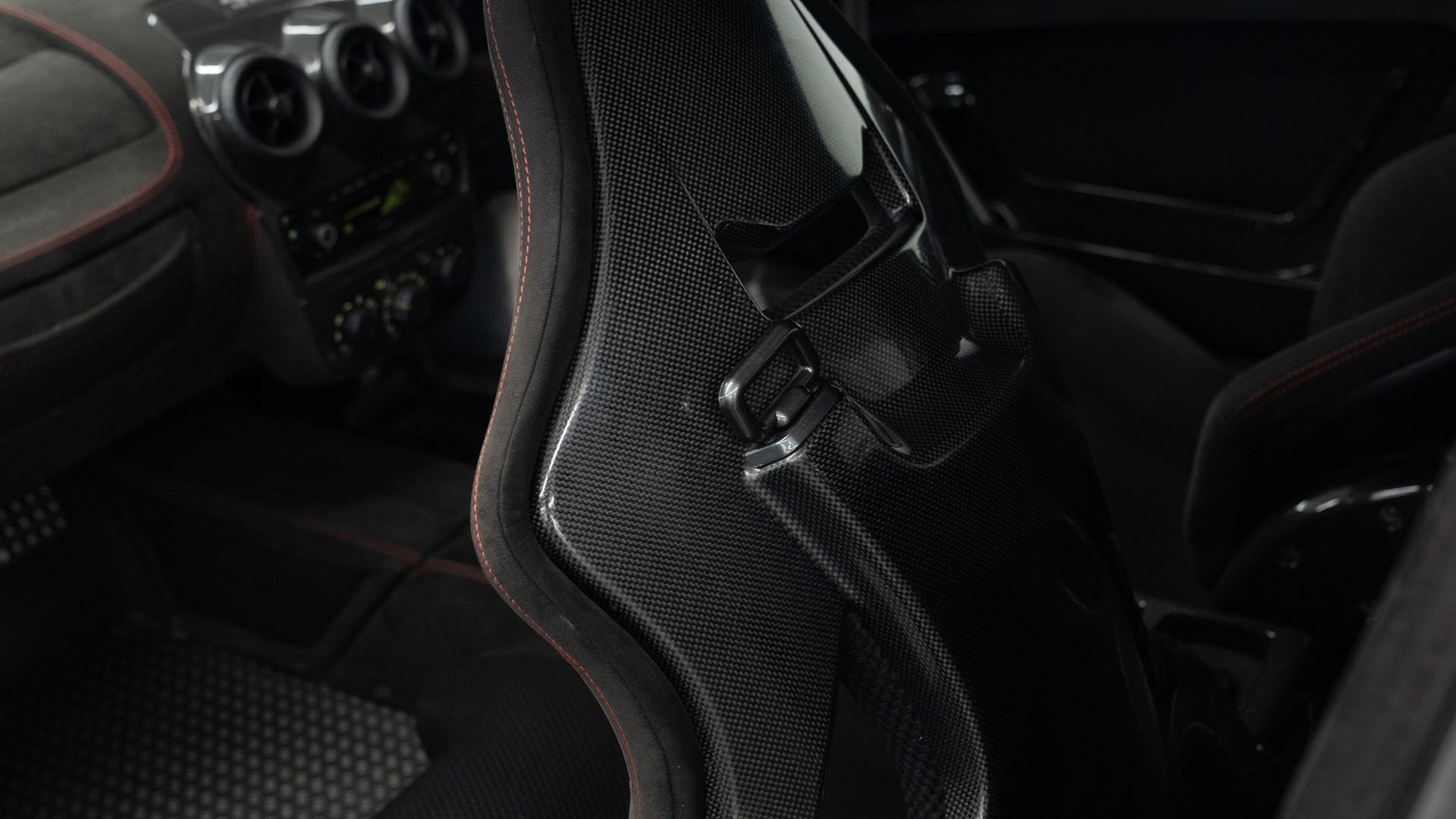 Ferrari 430 Photo faf0ef0d-9b7b-437d-8362-91be9f0fb02d.jpg