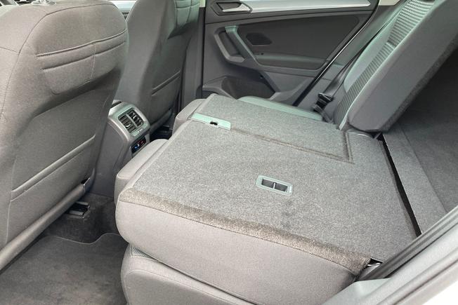 VOLKSWAGEN Tiguan Photo 43