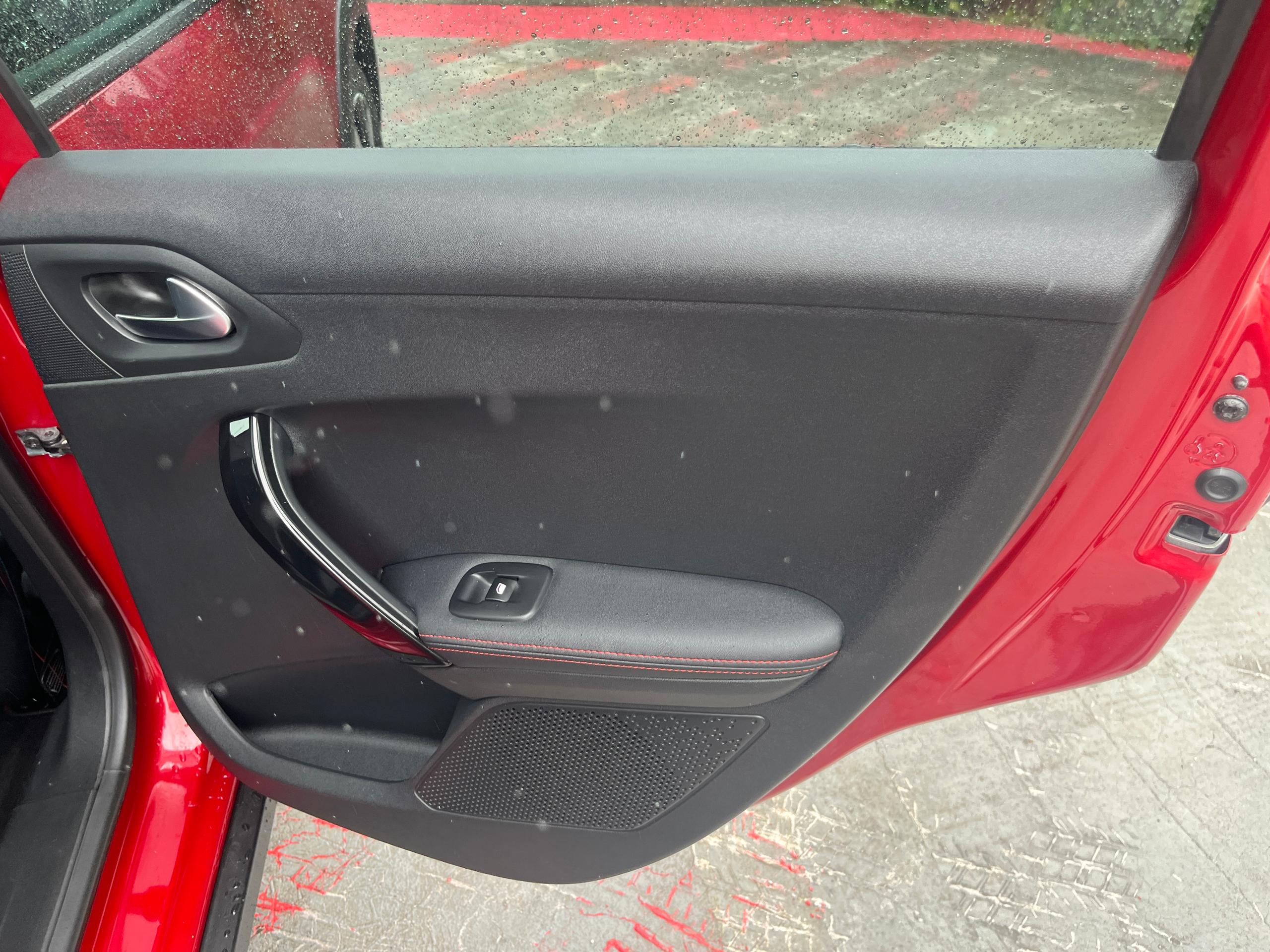 Peugeot 2008 Photo 17
