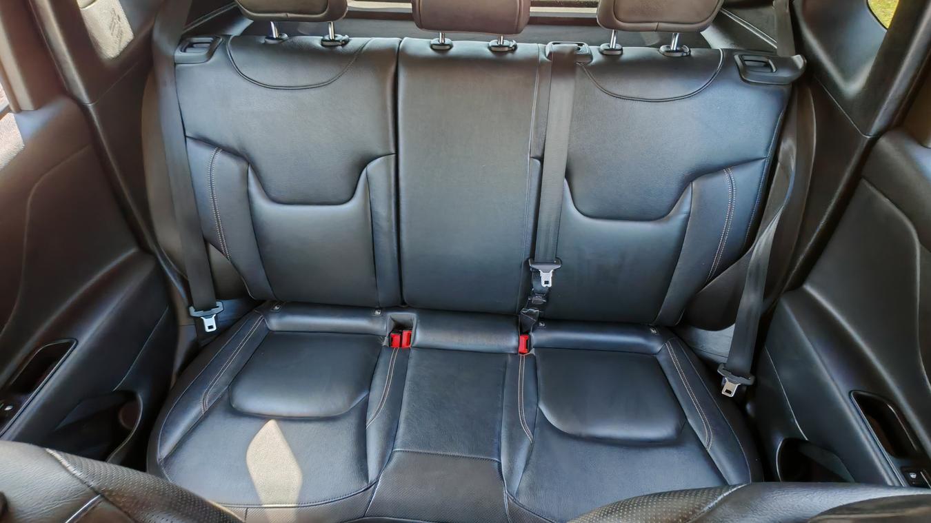 Used Jeep Renegade OU66RZE 24