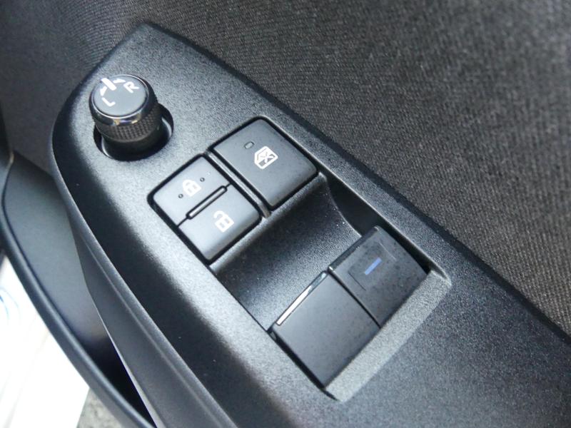 Toyota Yaris Photo fb13da16-d619-4326-aa92-e690eec91665.jpg