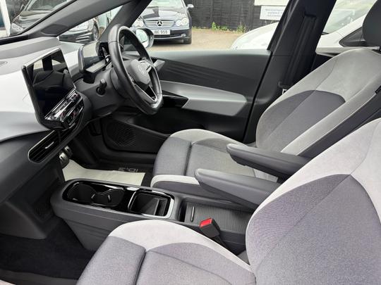 Volkswagen ID.3 Photo fb22024f-b79b-4c5c-a9d3-ae094a5ff68e.jpg