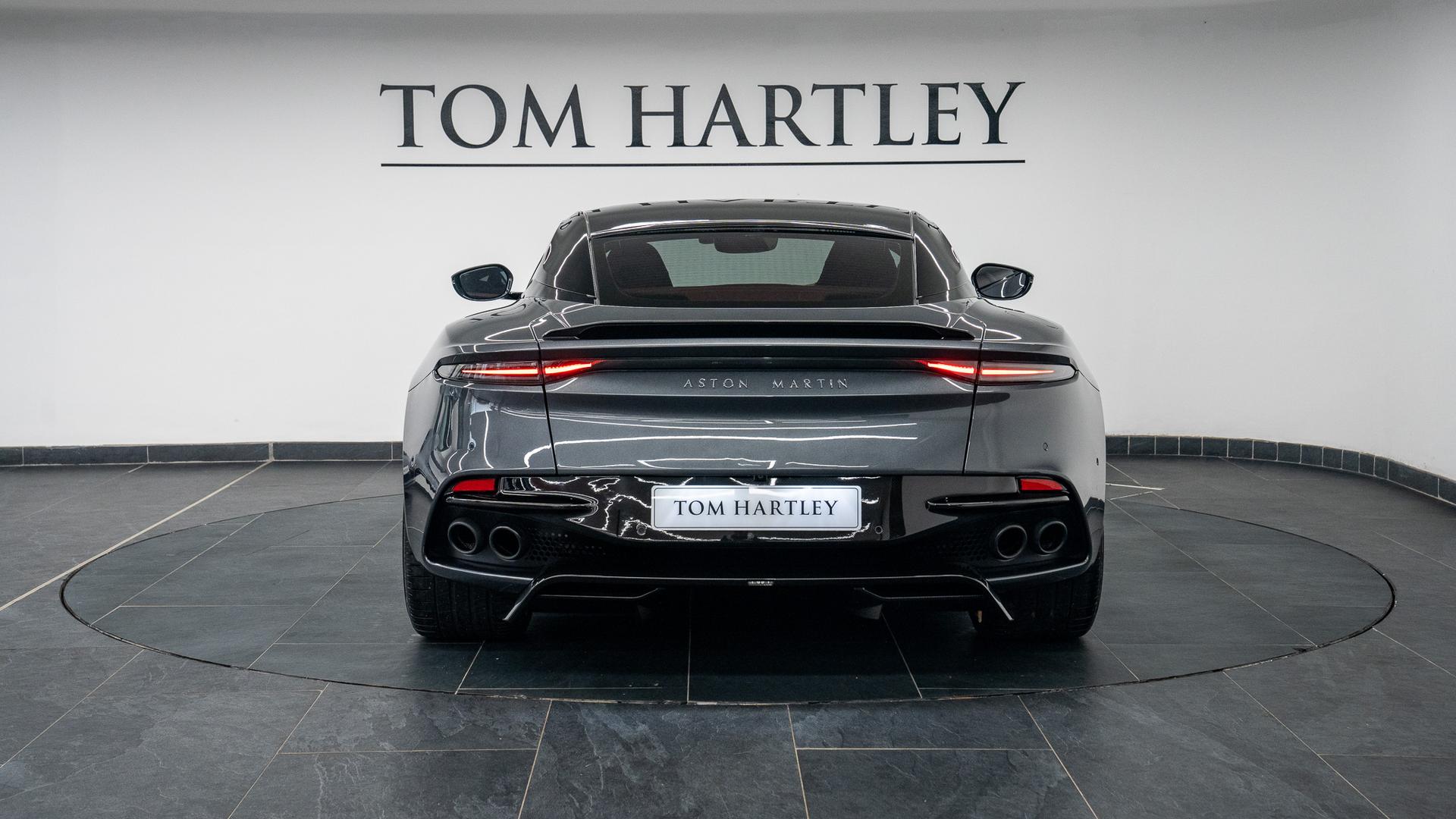 Aston Martin DBS Photo fb25e23d-658e-4528-9f1b-7cfc33729678.jpg