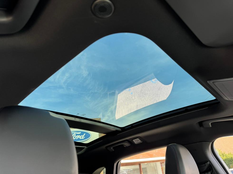 Ford Kuga Photo fb324f8b-3c4c-4d21-878d-182289e0cd46.JPEG