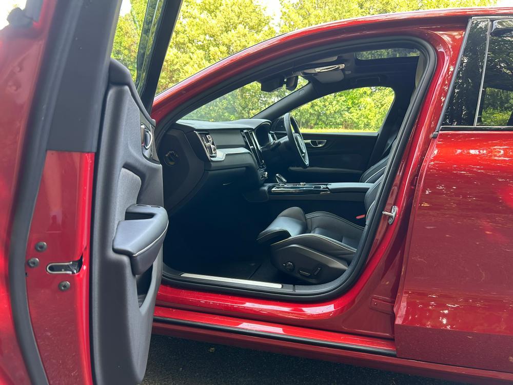 Used Volvo S60 KP72DSU 37