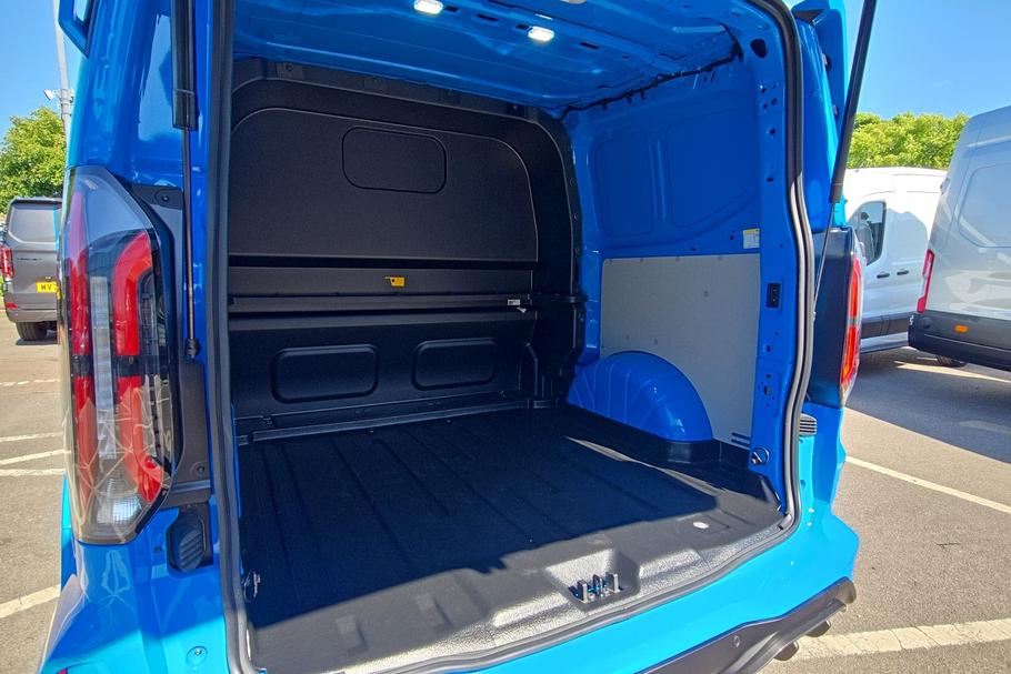 Used Ford TRANSIT CUSTOM L1DCIVMSRT18 5