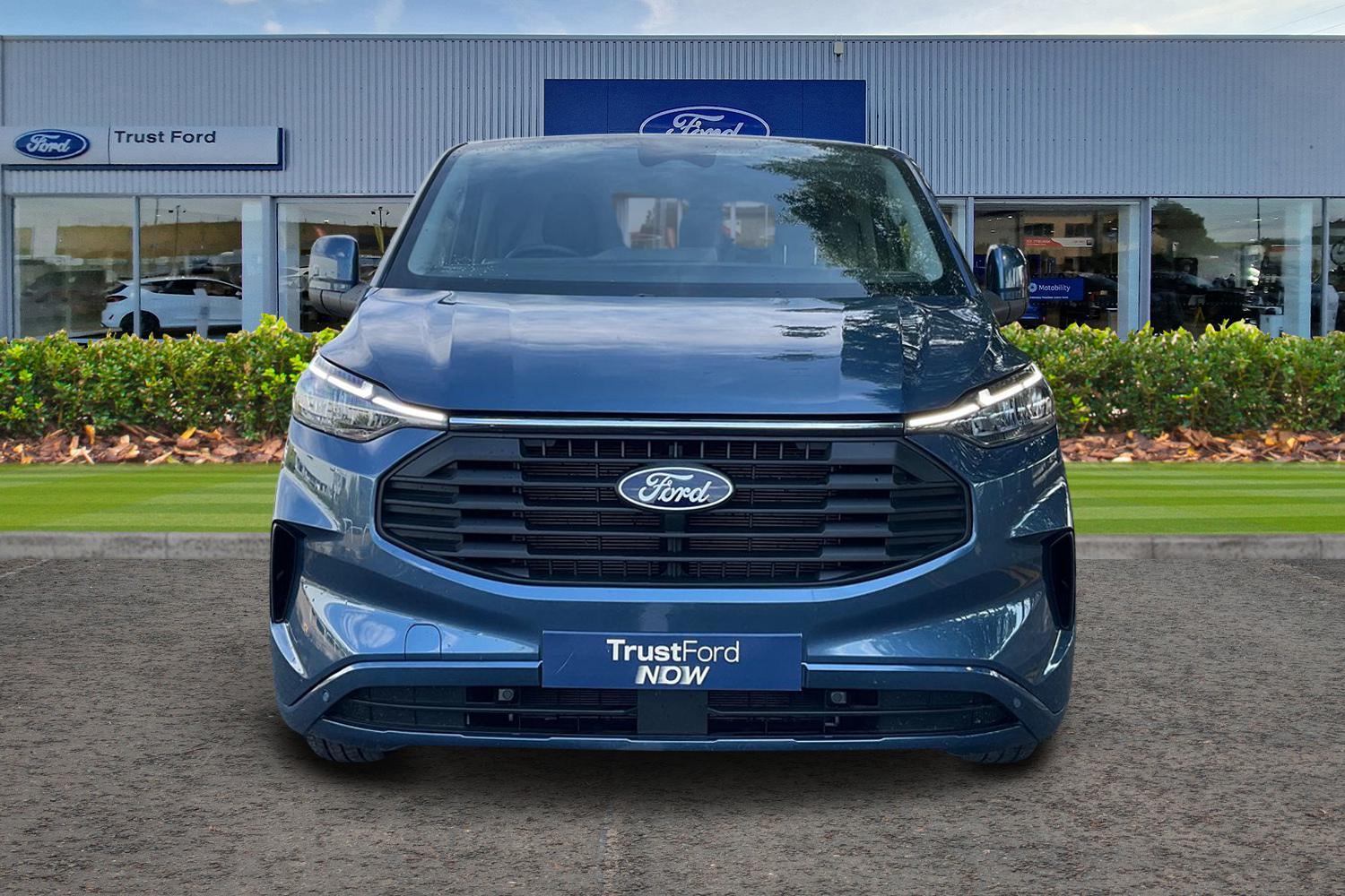 Ford TRANSIT CUSTOM Photo 11