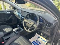 Ford Focus Photo 17