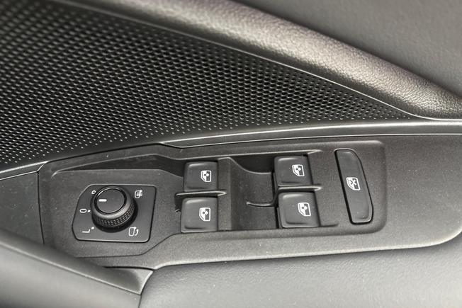 VOLKSWAGEN  Tiguan  Photo 29
