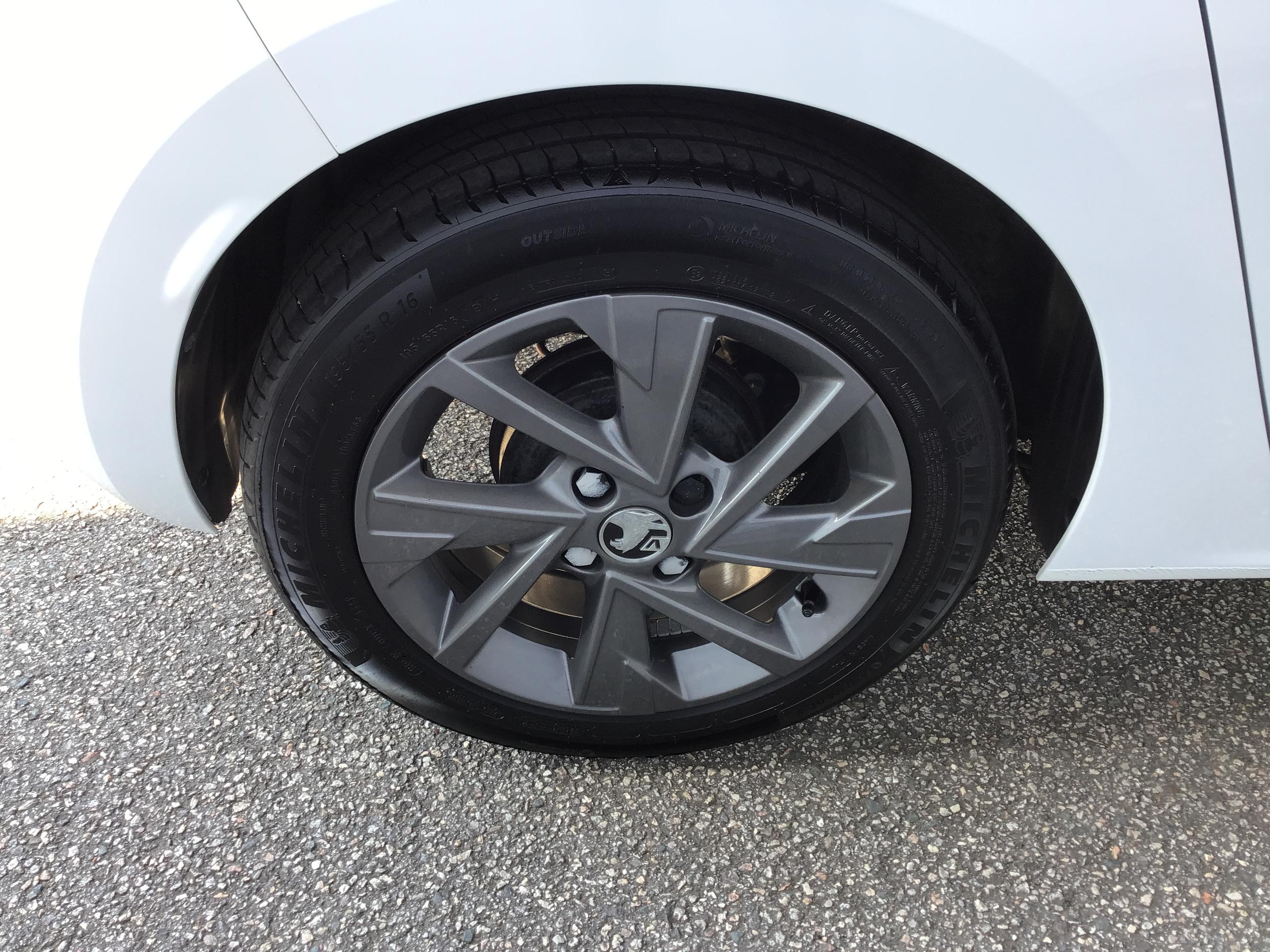 Vauxhall Corsa Photo 12