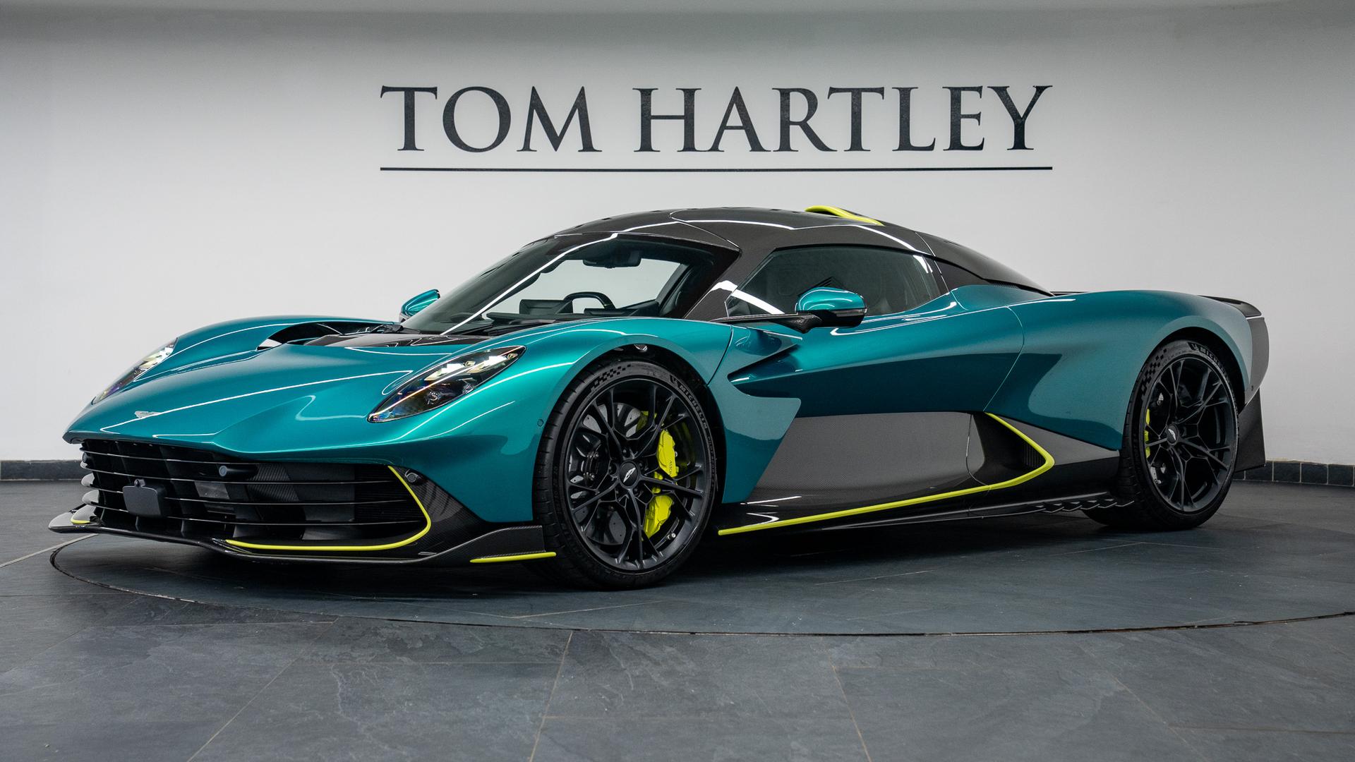 Aston Martin Valhalla Photo fb7feacb-a39b-4df7-b14f-81e83e0af8f6.jpg