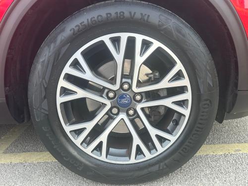 Ford Kuga Photo fb892ff5-39c7-444d-8f46-aa6e5b320fb9.jpeg