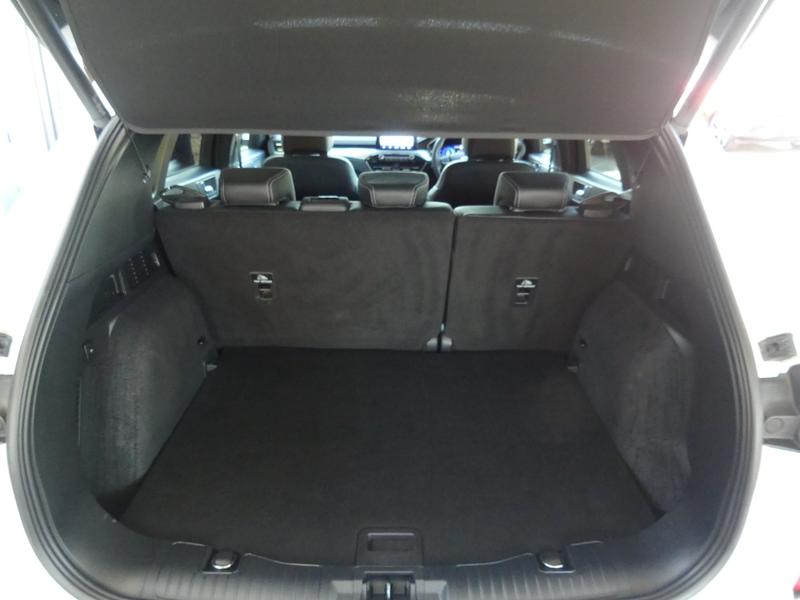 Ford Kuga Photo fb8d9f7e-9bee-4fd3-8a57-9f2448e96c65.jpg