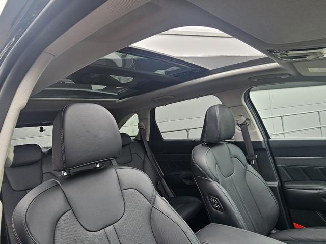 Kia Sorento Photo fba9ff38-aa3f-4579-b2fc-289ef40e7b2d.jpg