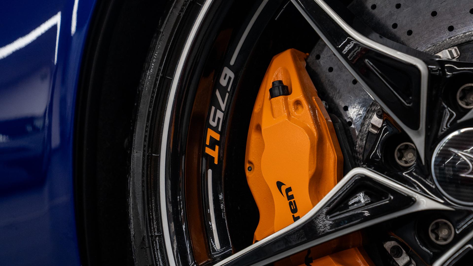 McLaren 675 LT Photo fbbdc6ef-d4a4-46d0-b429-1c9390c9437a.jpg