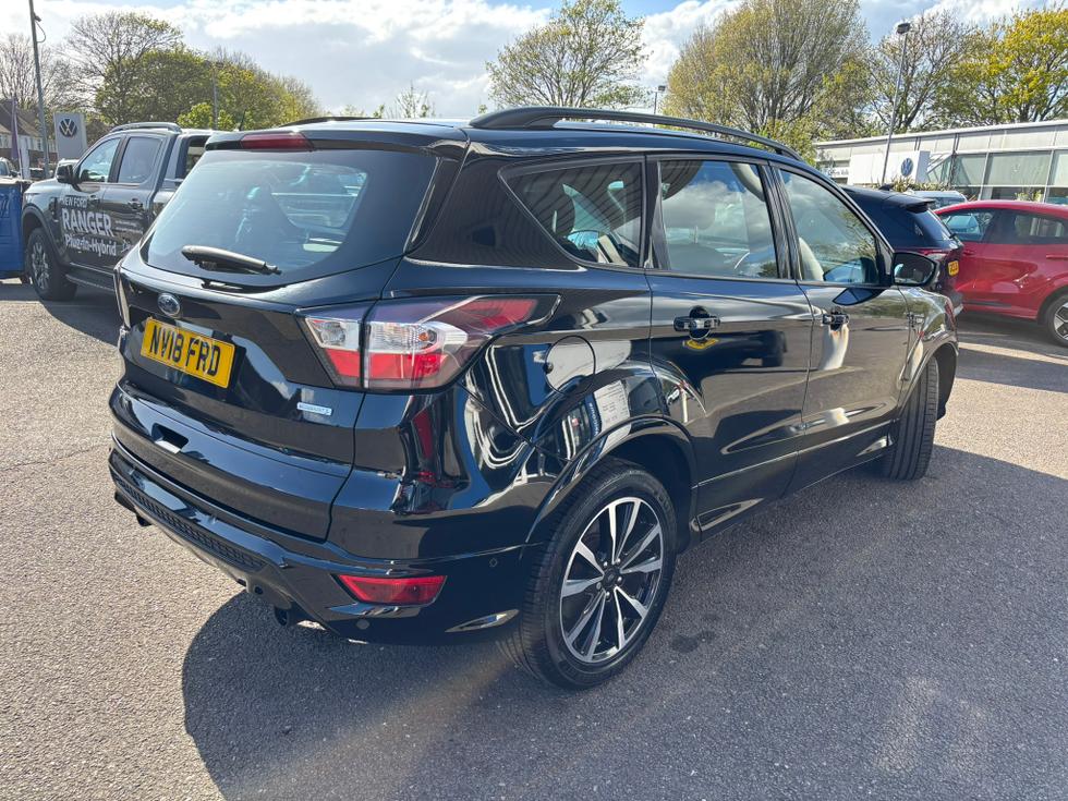 Ford Kuga Photo fbc00c78-0ca8-4e91-92f1-357f8c299cd8.JPEG