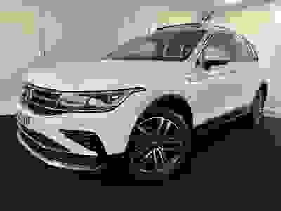 Used 2022 Volkswagen Tiguan AUTOMATIC DIESEL 2.0 TDI Elegance SUV 5dr Diesel DSG Euro 6 (s/s) (150 ps) at Hodgson Car Sales