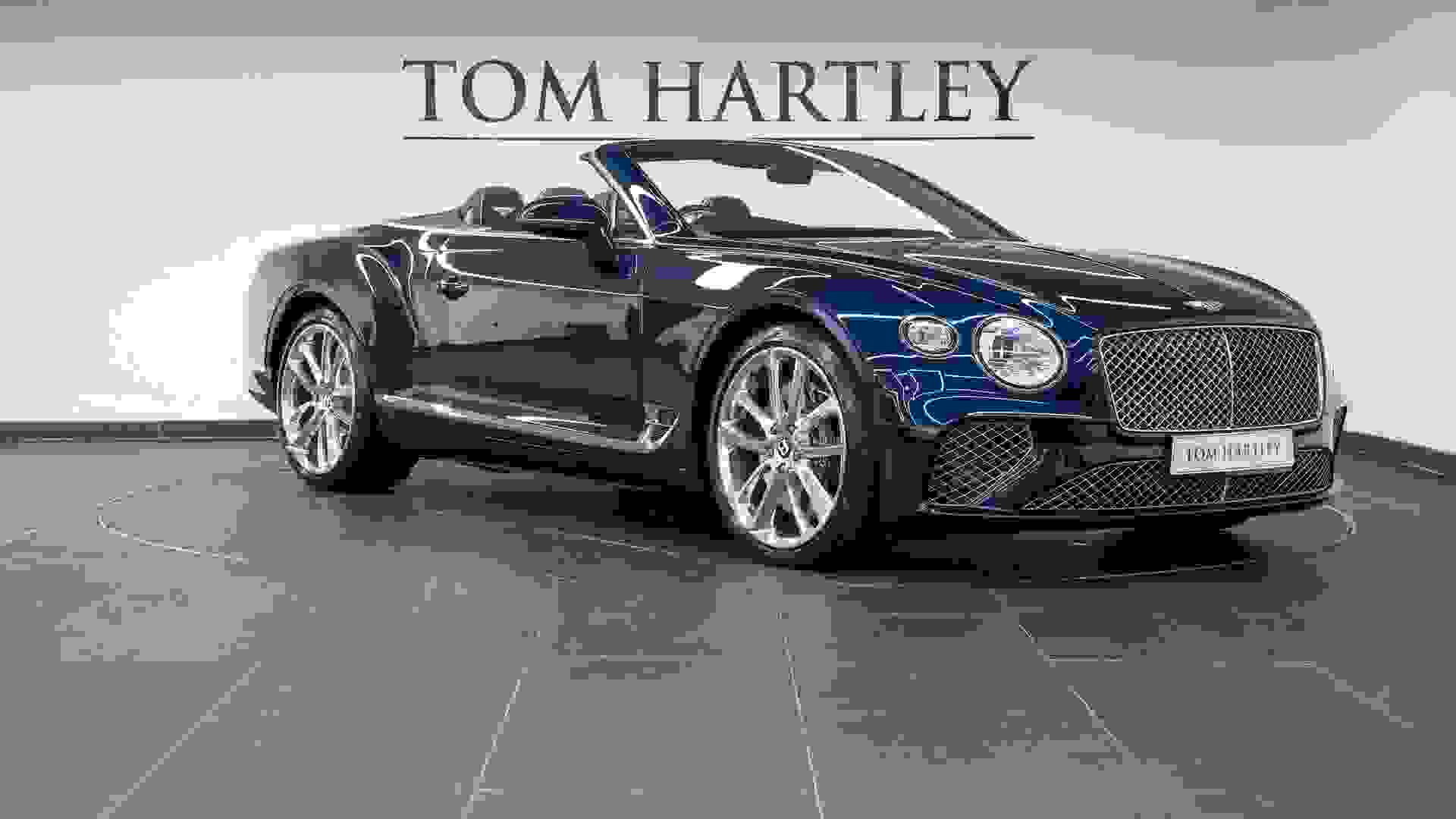 Bentley CONTINENTAL GTC Photo fbcf9d3e-fc77-4f3a-9502-211dfc5957a9.jpg