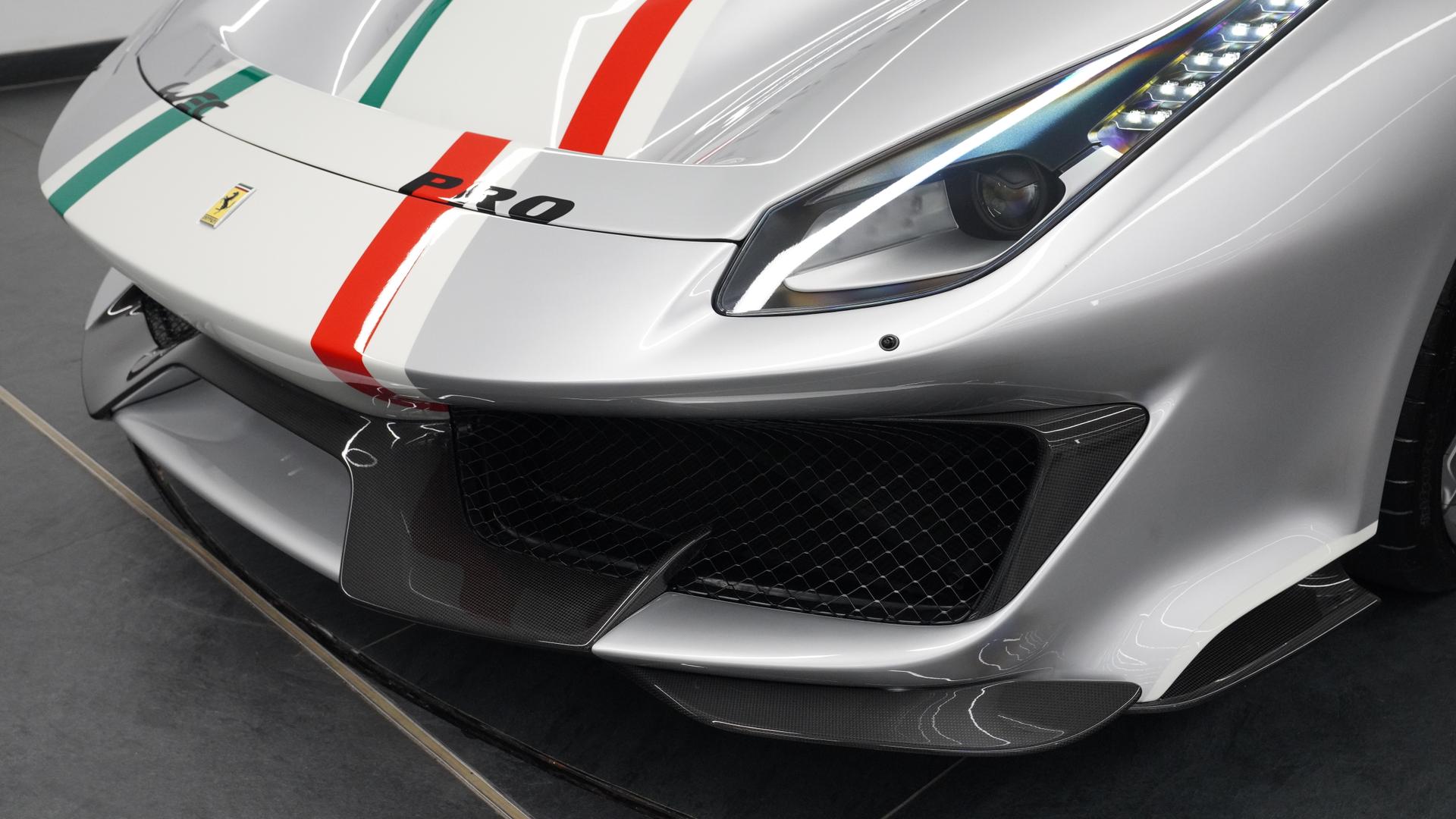Ferrari 488 Pista Photo fbe83030-d3d6-477b-90e8-0e5421617d48.jpg