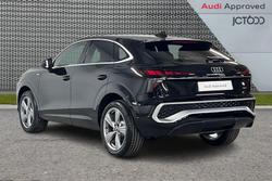 Audi Q3 Photo 3