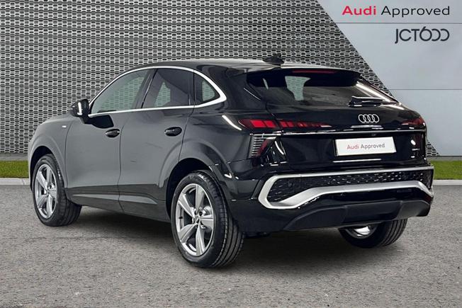 Audi Q3 Photo 3
