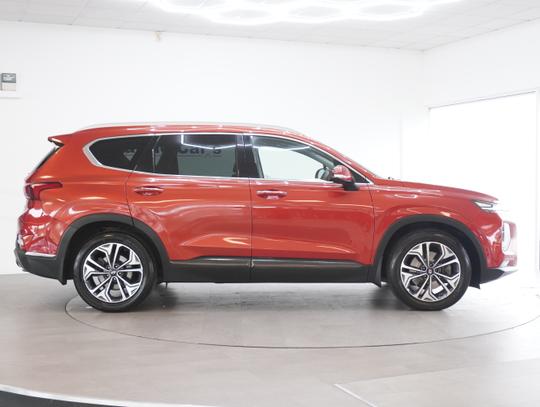 Hyundai Santa Fe Photo fbfd00ad-aabe-438e-bb63-168148c96003.jpg