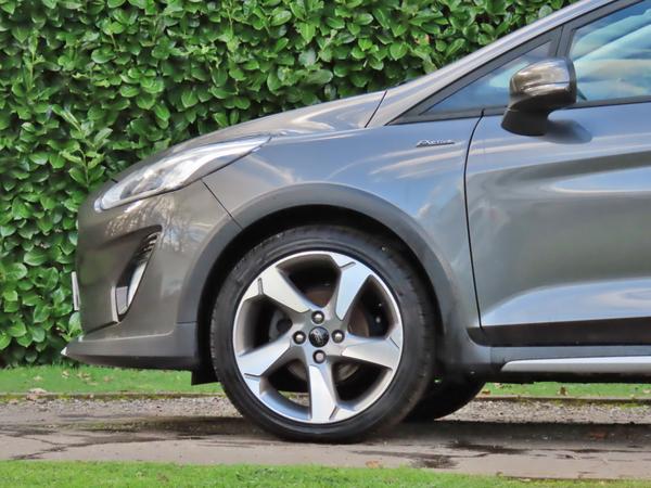Used Ford Fiesta CE68SXS 9