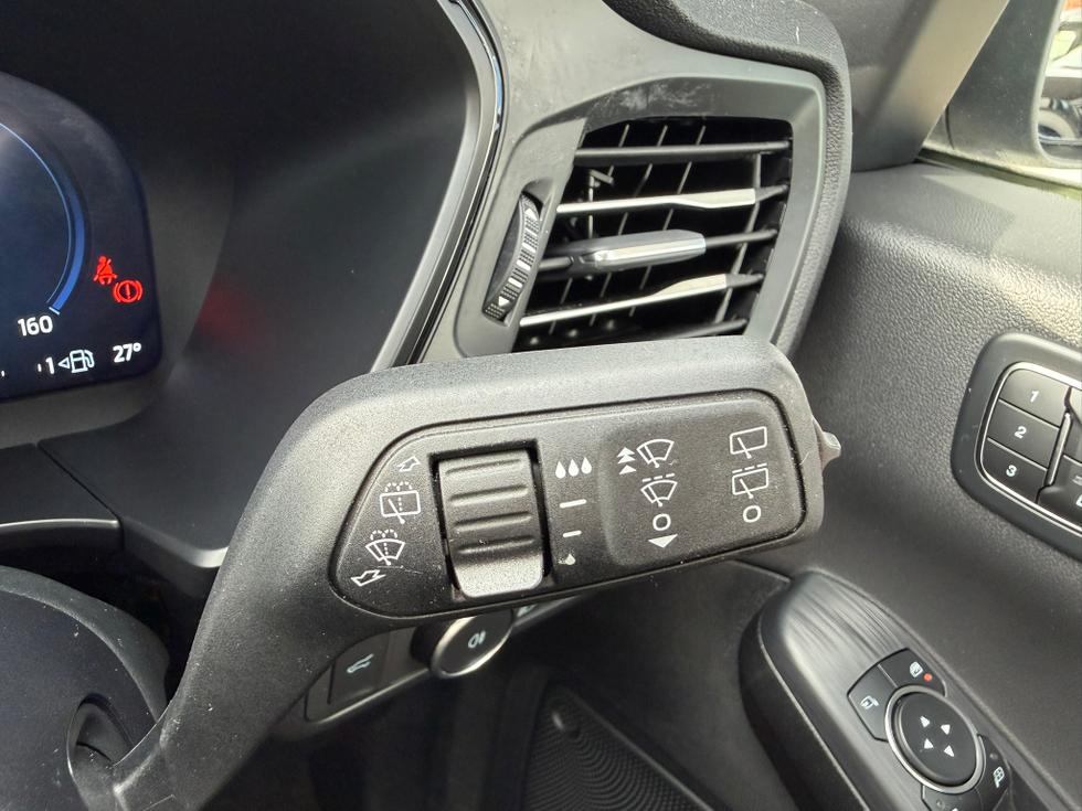 Ford Kuga Photo fc1ec367-93a2-44e7-8c06-63eb01f095c1.JPEG