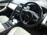 Jaguar E-PACE Photo 17