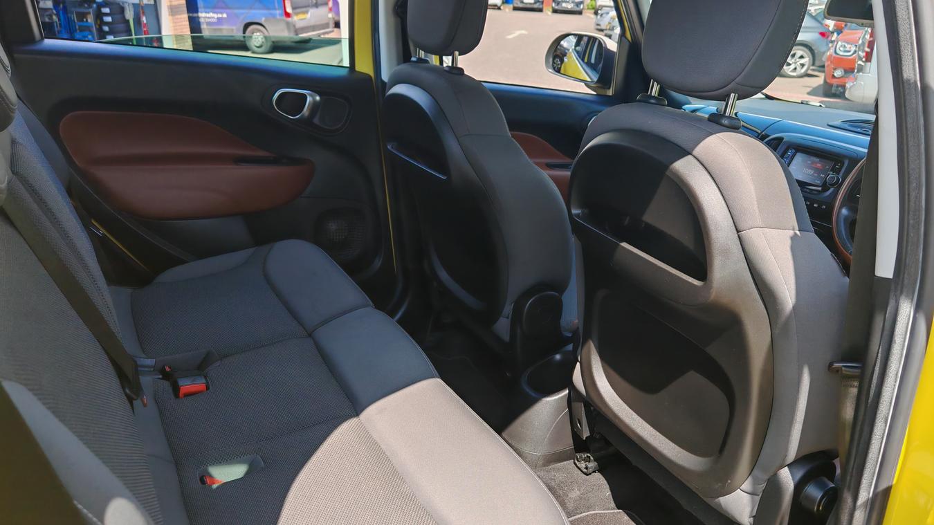 Used Fiat 500L MV14AEY 14