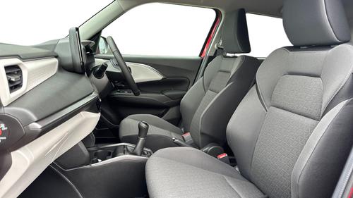 Suzuki Swift Photo fc573986-1e3c-4603-b8c5-c6e0d64374a7.jpg