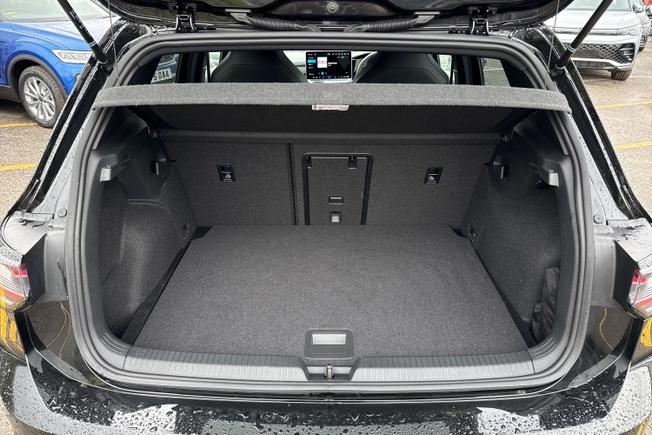VOLKSWAGEN Golf Photo 9