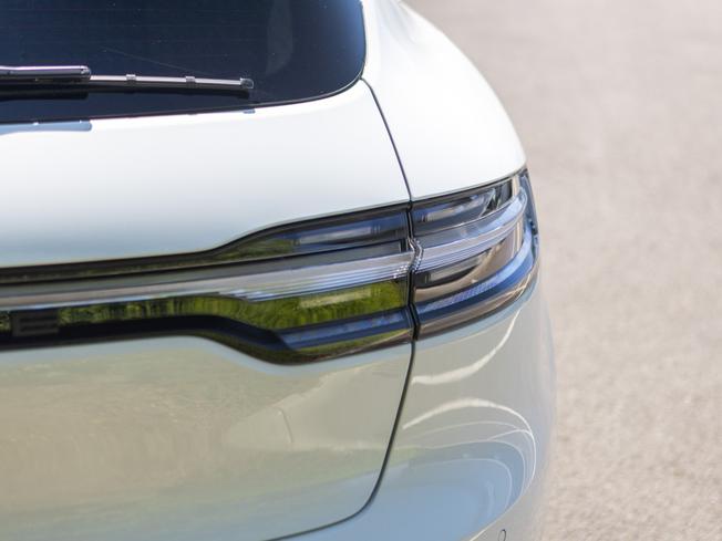 PORSCHE Macan Photo 35