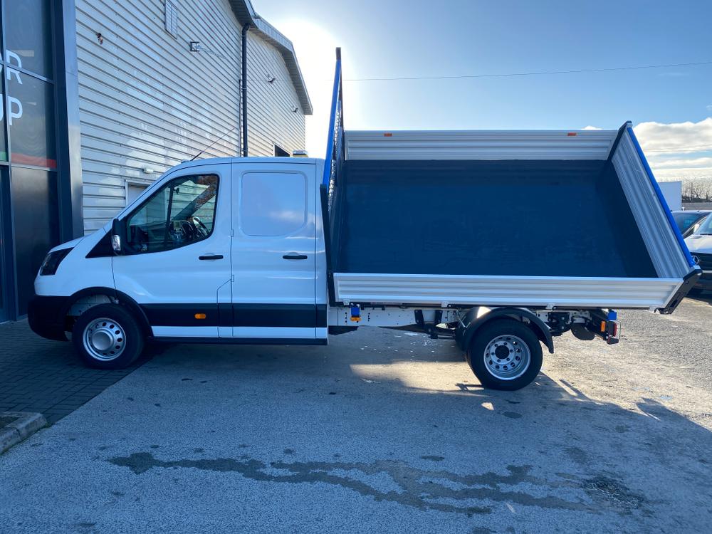 Ford Transit Photo fc69e357-9254-4d74-a3f4-7be94e22fde5.jpg