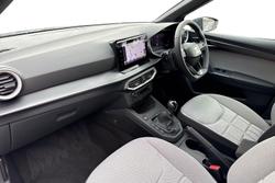 SEAT Arona Photo 2