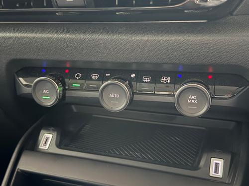 Citroen C4 Photo fc7879d7-6549-456c-9f8f-08c7a072510a.jpeg