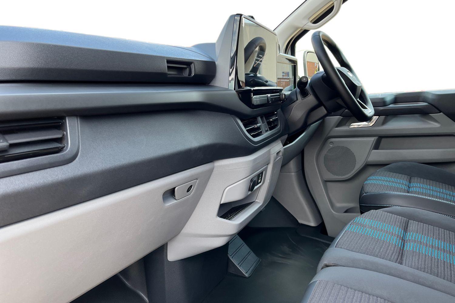 Ford TRANSIT CUSTOM Photo 3
