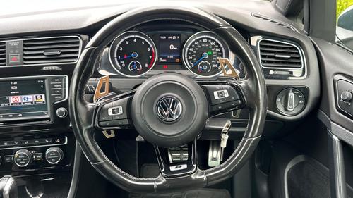 Volkswagen Golf Photo fc7db49f-dab8-411c-b1fd-605d5e4df779.jpg