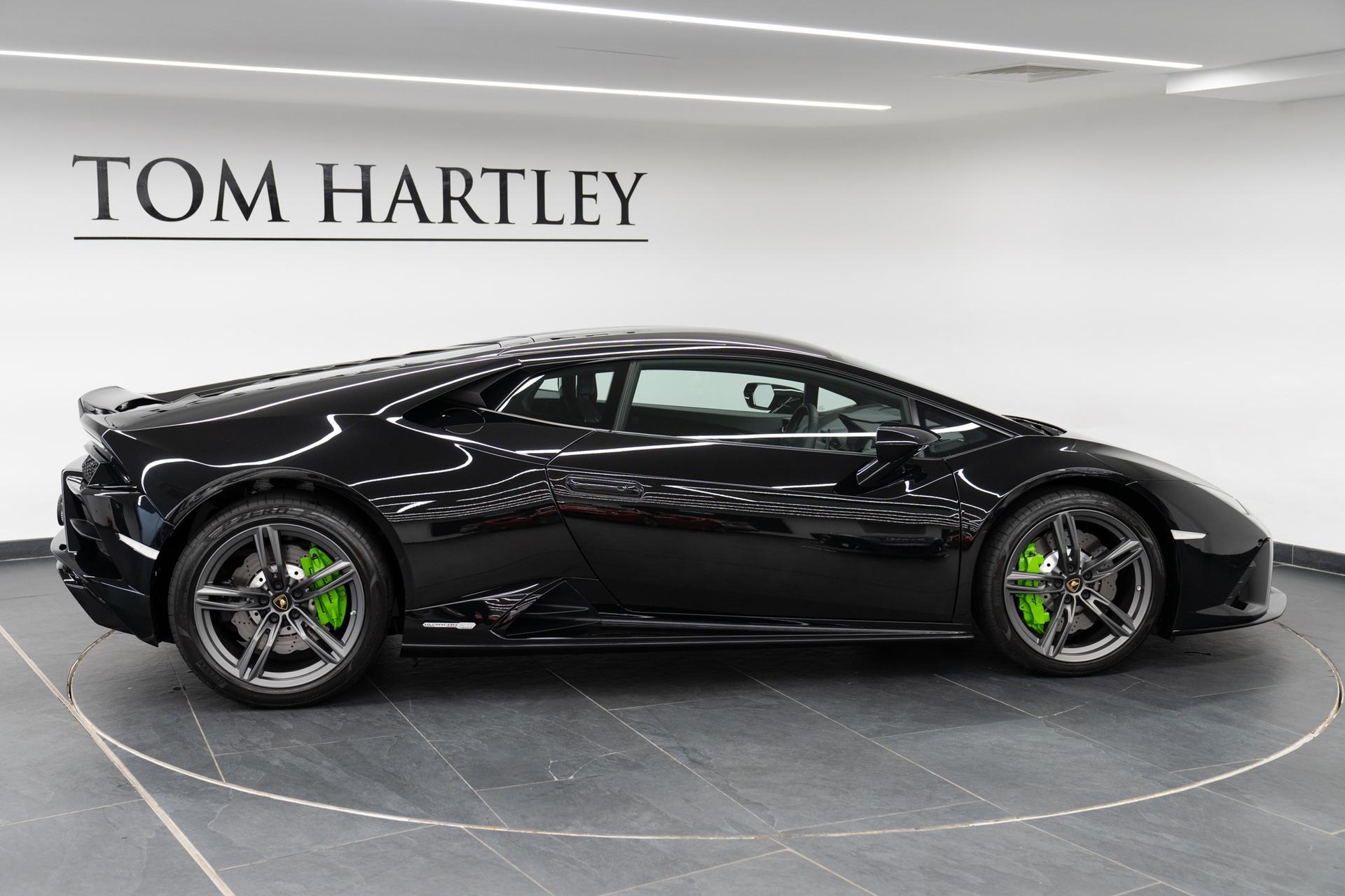 Lamborghini Huracan Photo fc806a30-a2a6-4202-be73-a2d2786491d9.jpg