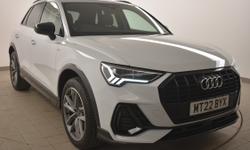 Audi Q3 Photo 0
