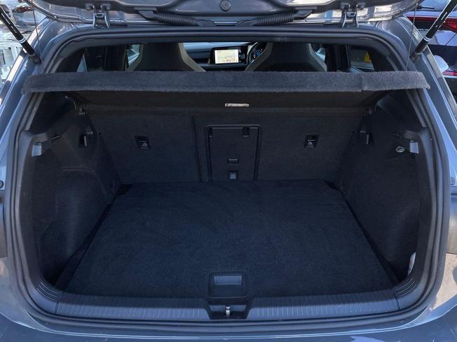 Volkswagen Golf Photo 12